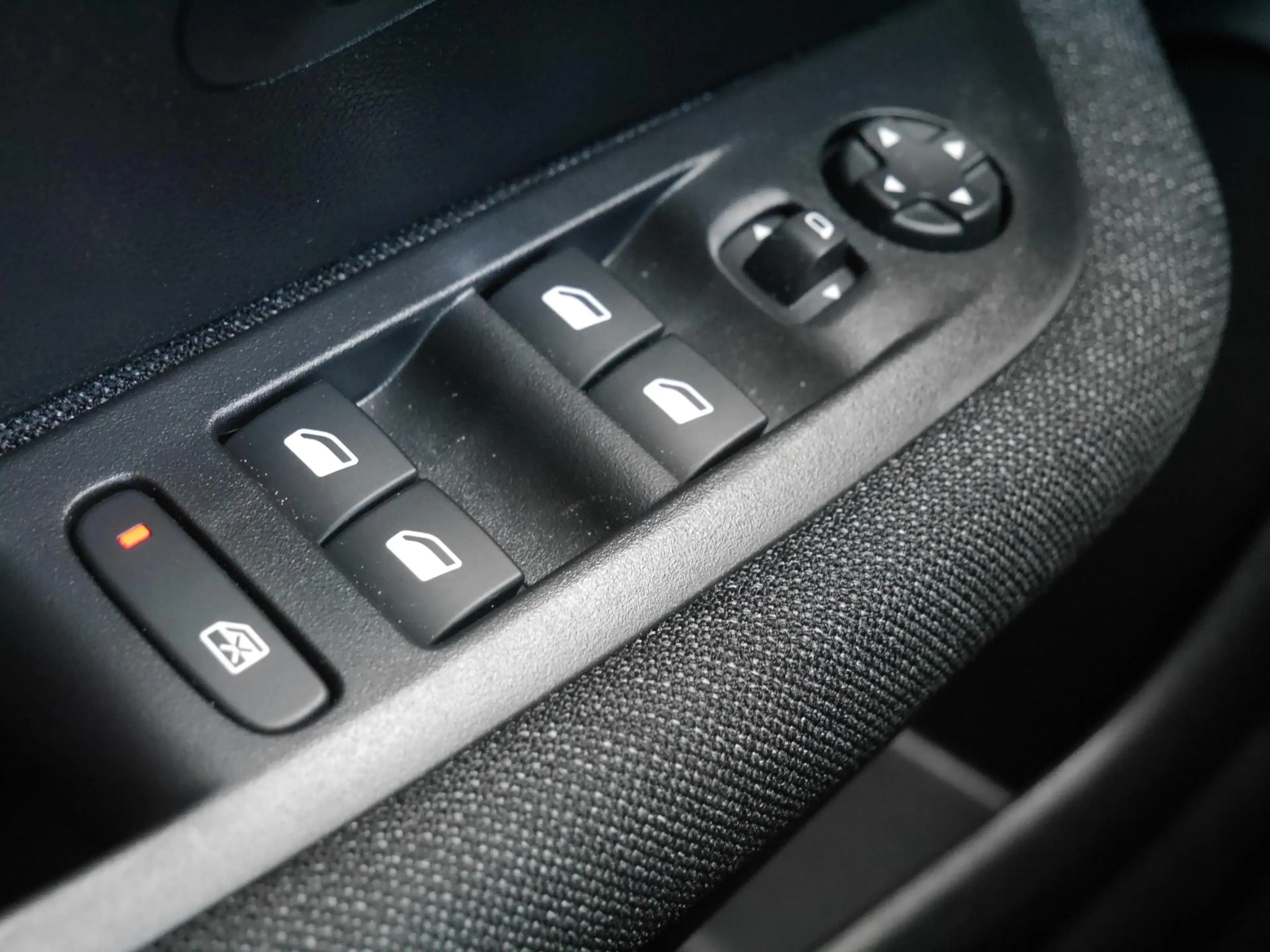 Peugeot 208 1.2 PureTech 100 Style | Lage km.stand | Airco | C — photo 14