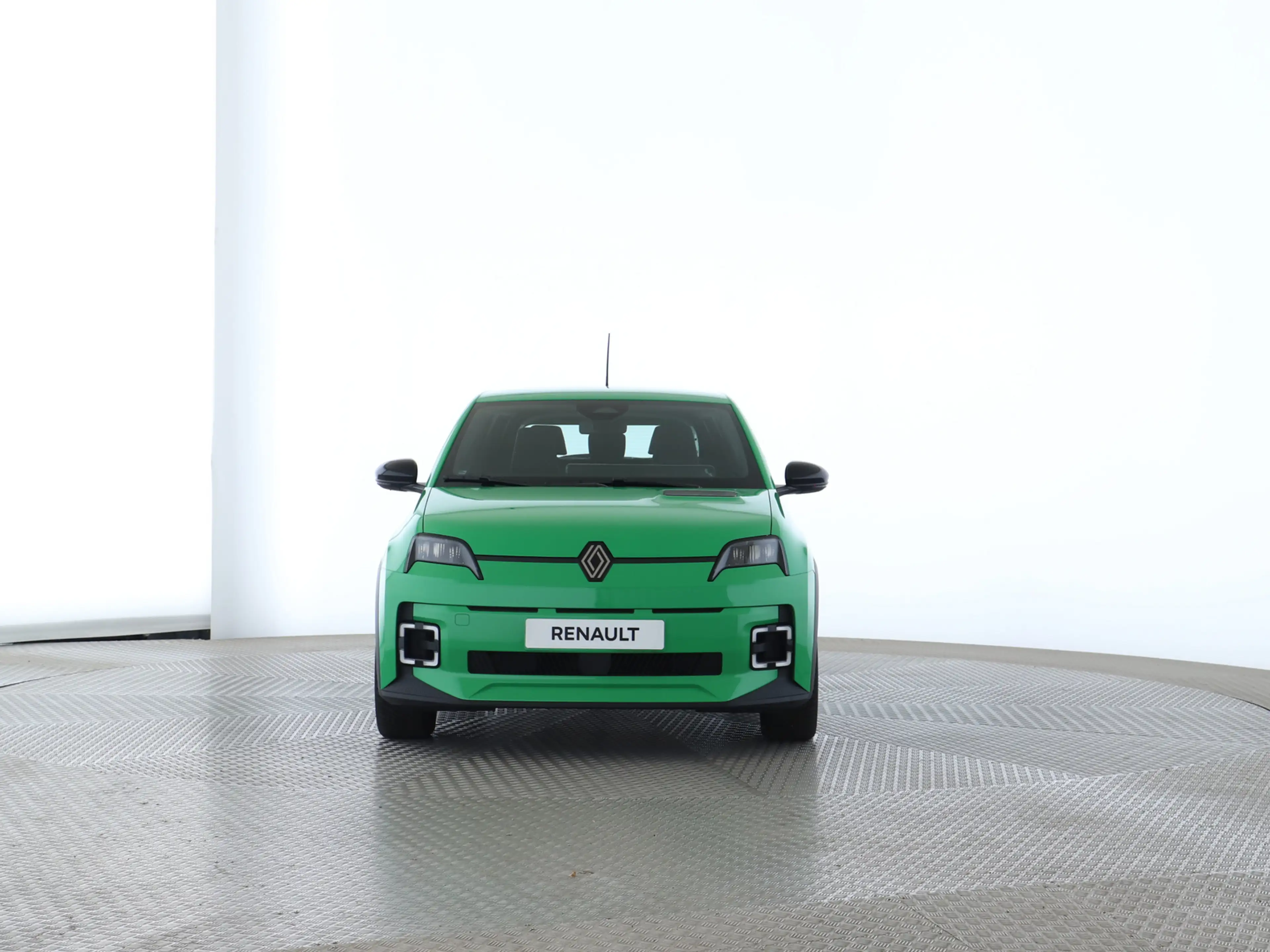 Renault R 5 Evolution 120 Urban Range PDC — photo 10