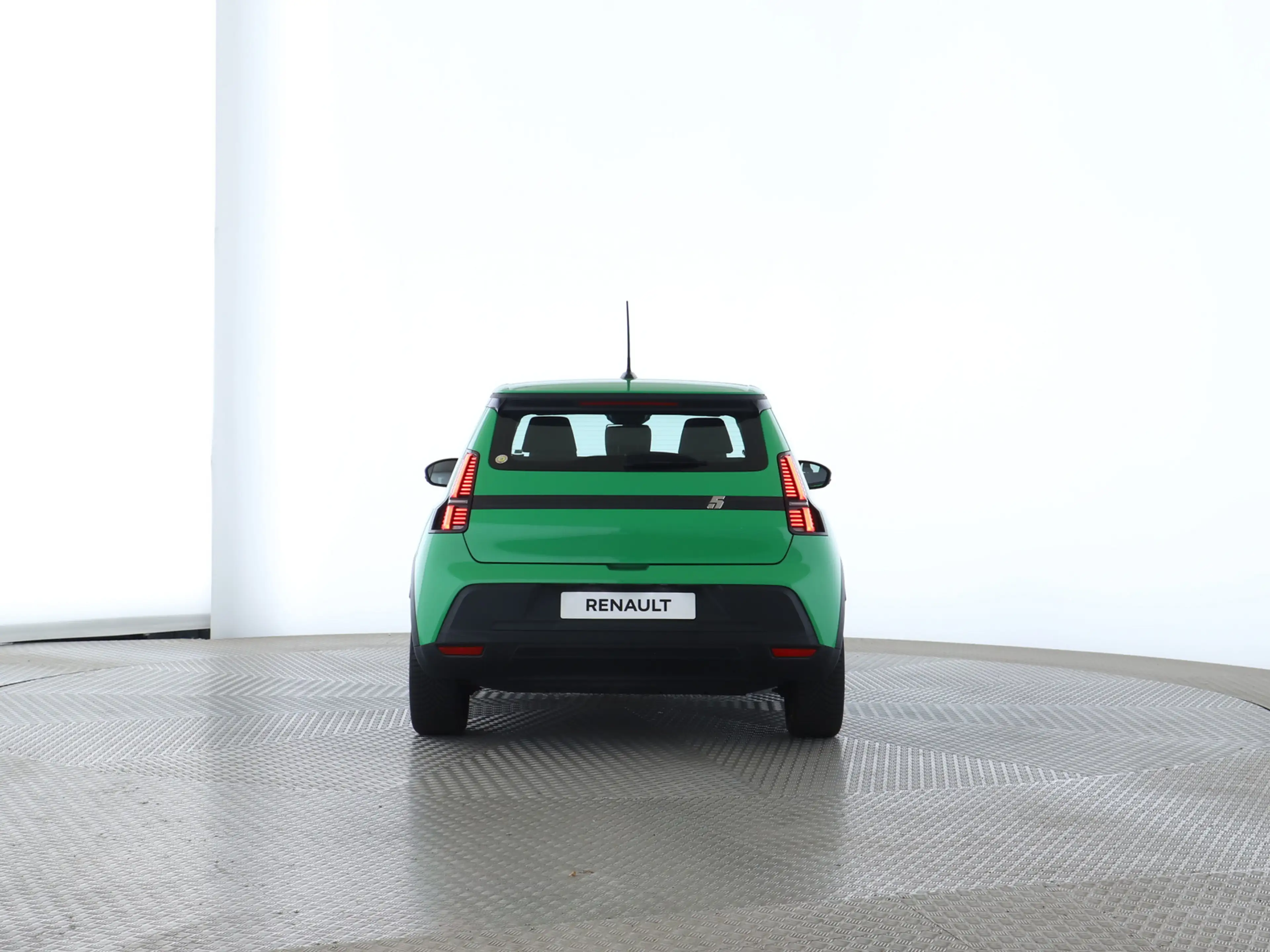 Renault R 5 Evolution 120 Urban Range PDC — photo 5