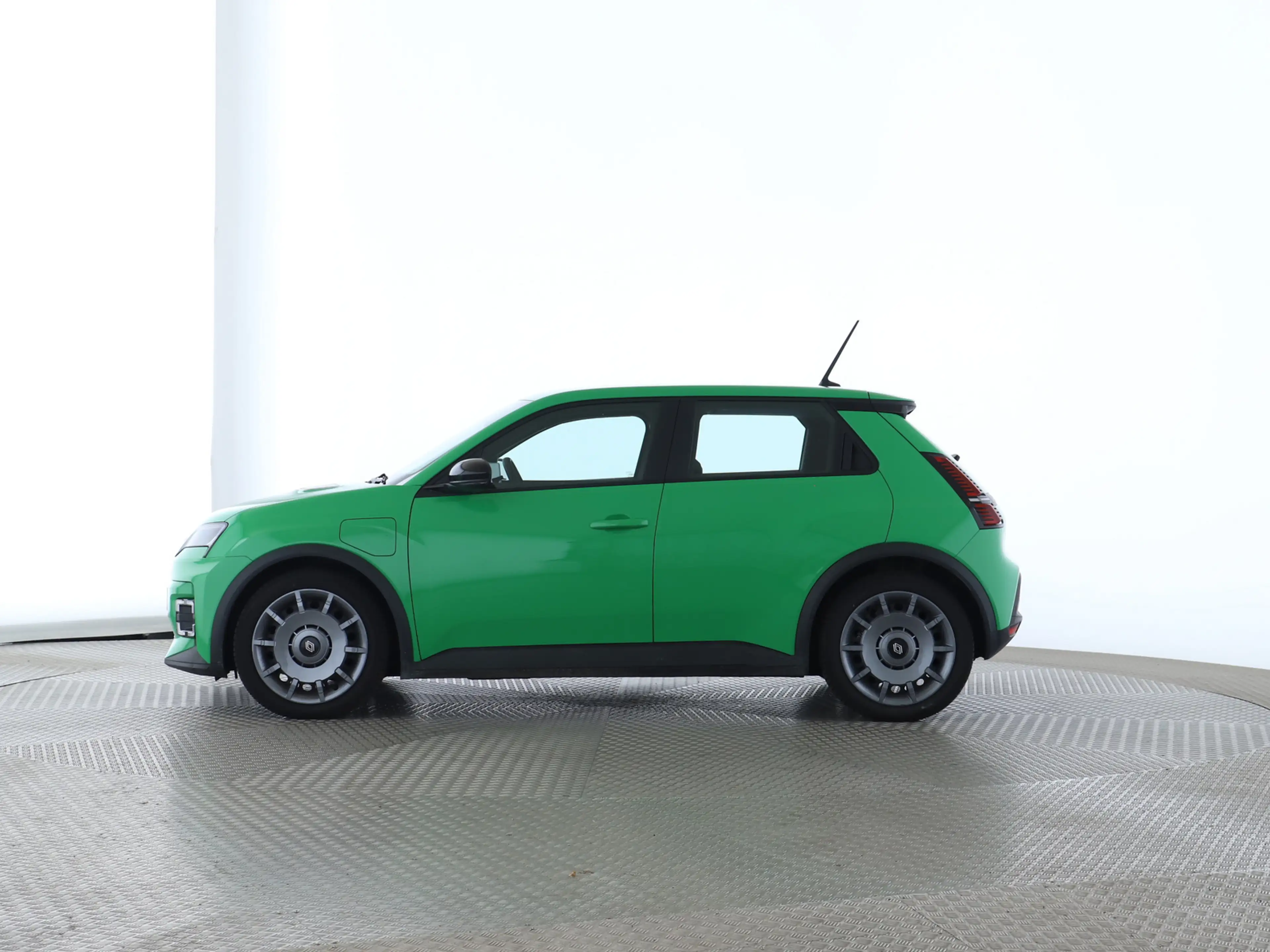 Renault R 5 Evolution 120 Urban Range PDC — photo 2