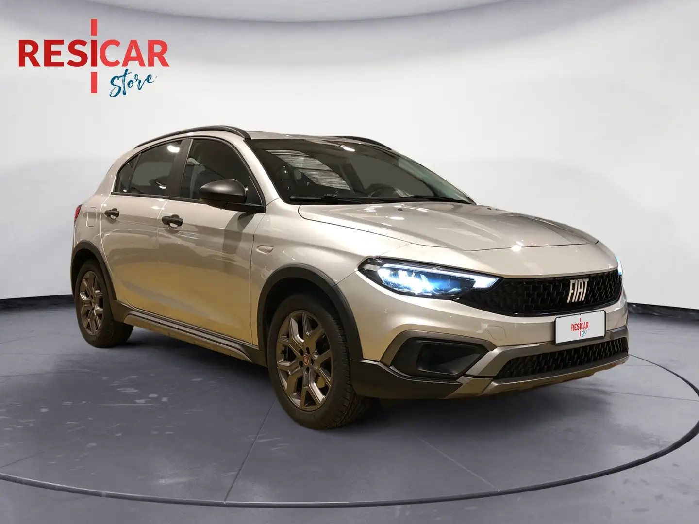 Fiat Tipo 5 Porte 1.0  Cross Silber - 1