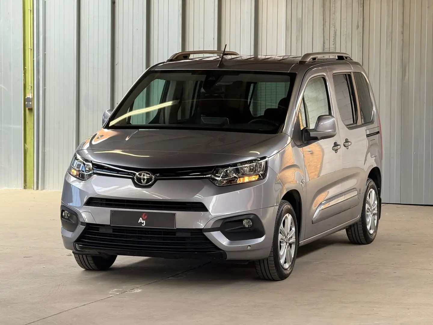 Toyota Proace City Proace City Verso 1.2 Turbo// GARANTIE Gris - 1