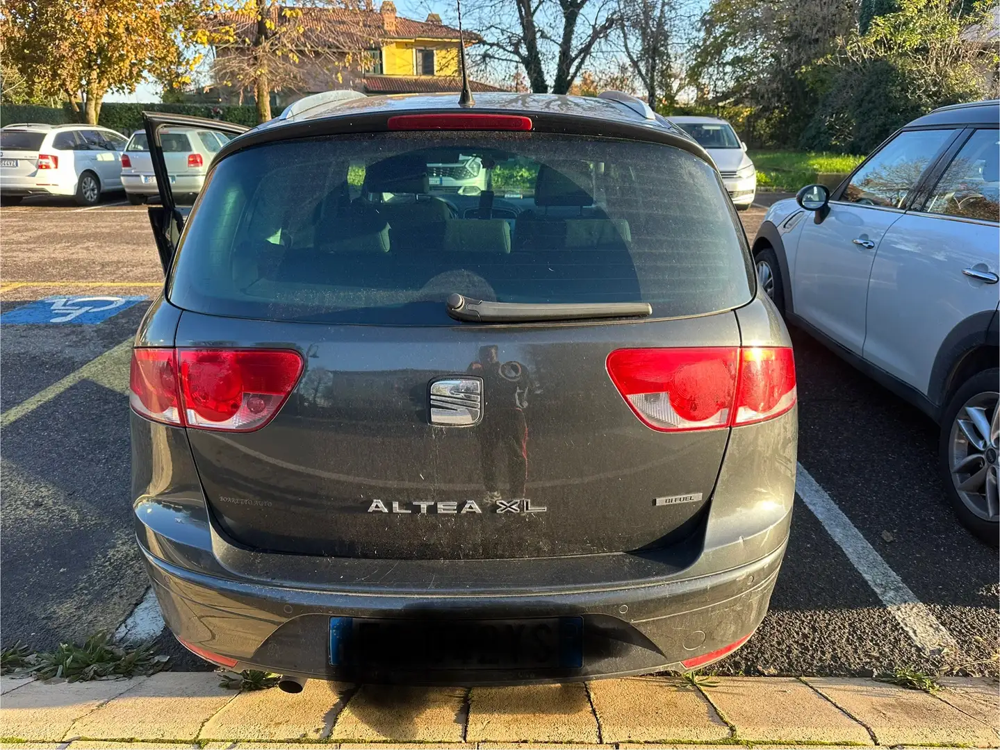 SEAT Altea XL 1.6 Reference bi-fuel - 1