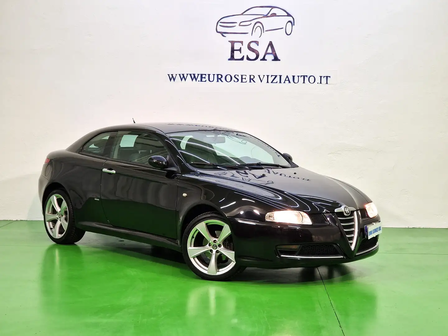 Alfa Romeo GT GT 1.9 jtd mjt Distinctive Q2 Zwart - 1