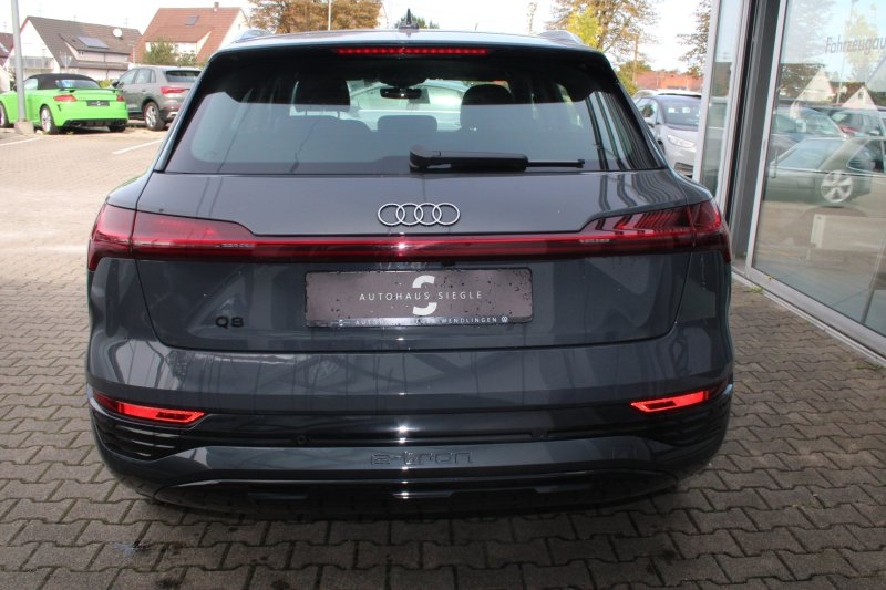 Audi Q8 e-tron 50 quattro advanced Navi Matrix Kamera ACC 20 Zoll — photo 5
