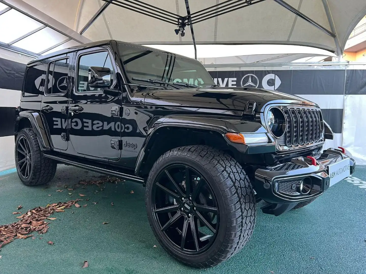 Jeep Wrangler Unlimited 2.0 Turbo Sahara Noir - 1