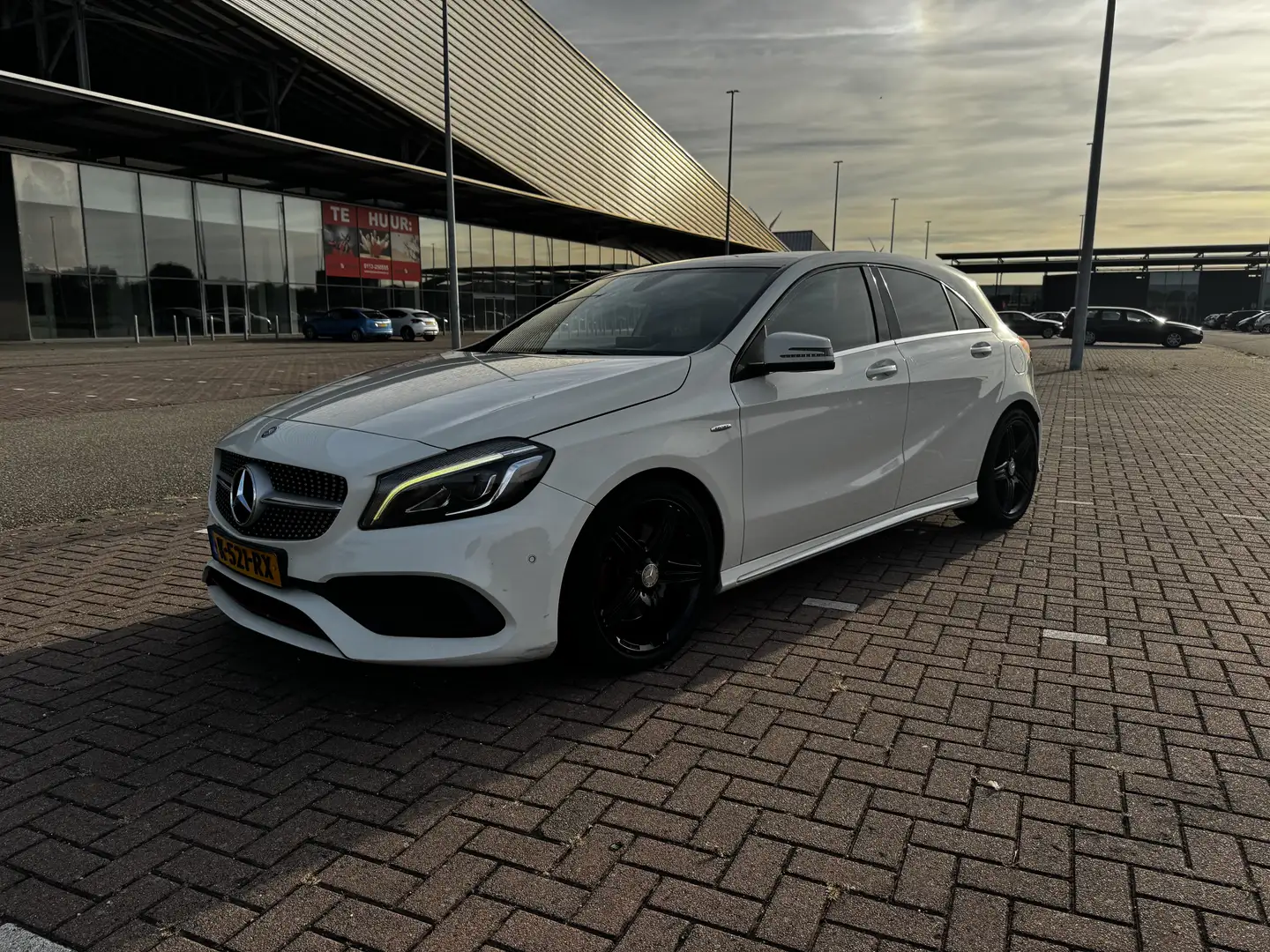 Mercedes-Benz A 250 Sport 7G-DCT Motorsport Edition - 1