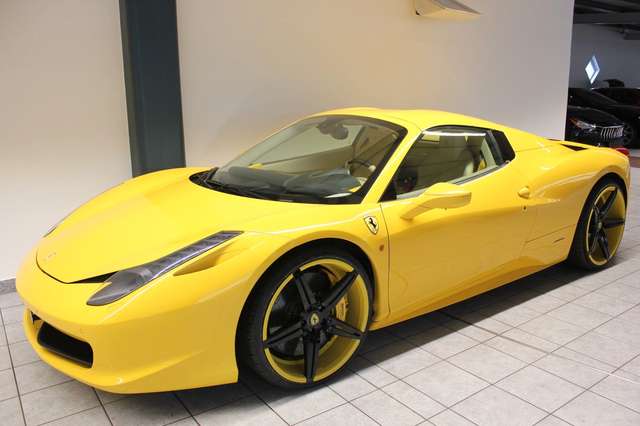 Ferrari 458 Spider JBL Lift Kamera Navi SHZ