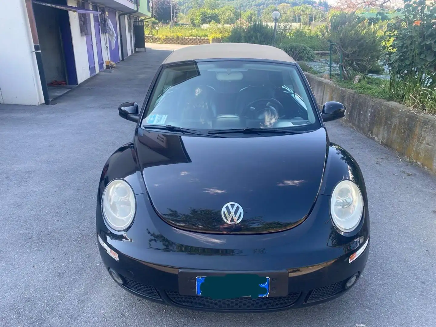 Volkswagen New Beetle Cabrio 1.9 tdi 105cv - 1