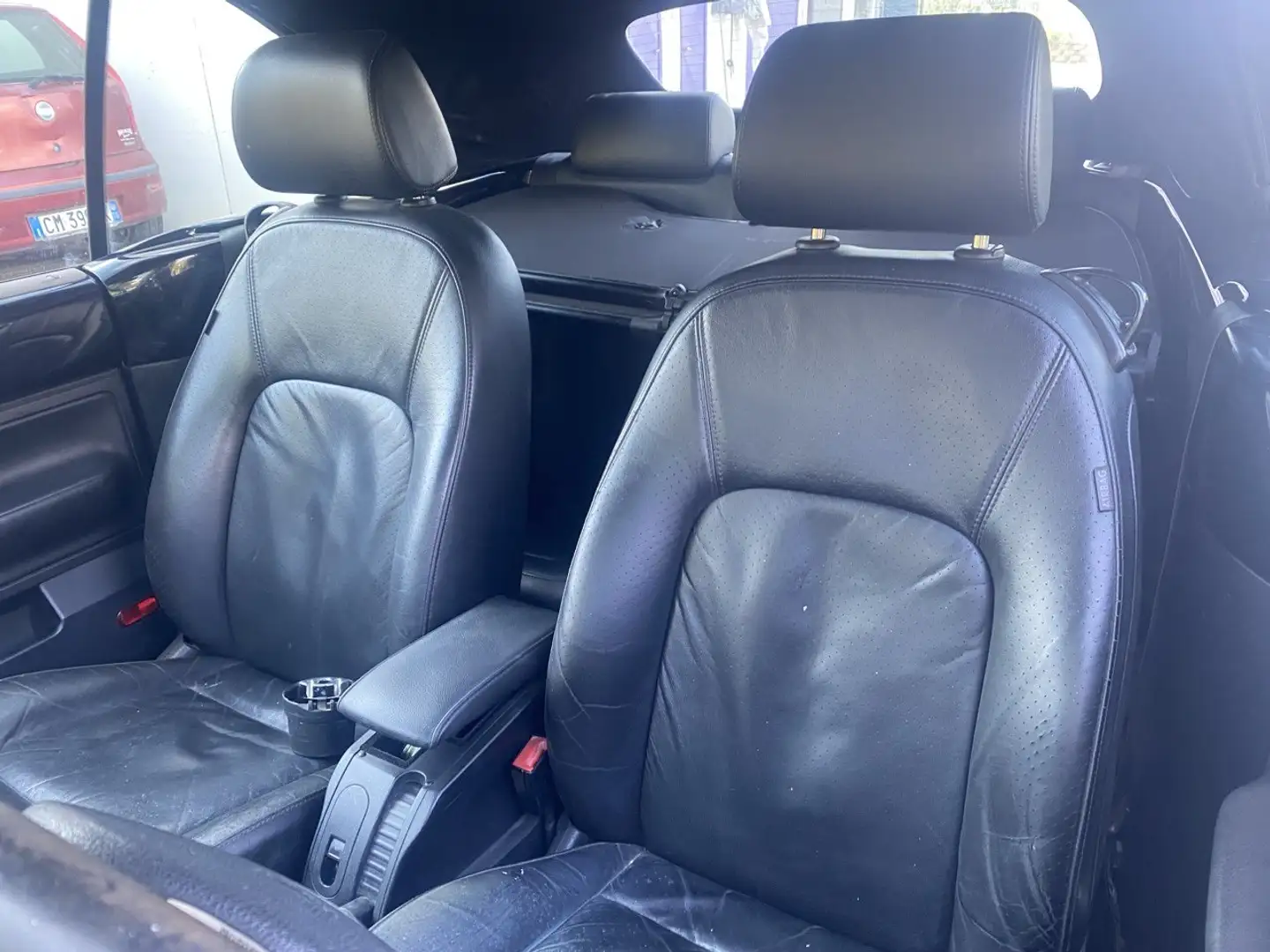 Volkswagen New Beetle Cabrio 1.9 tdi 105cv - 2