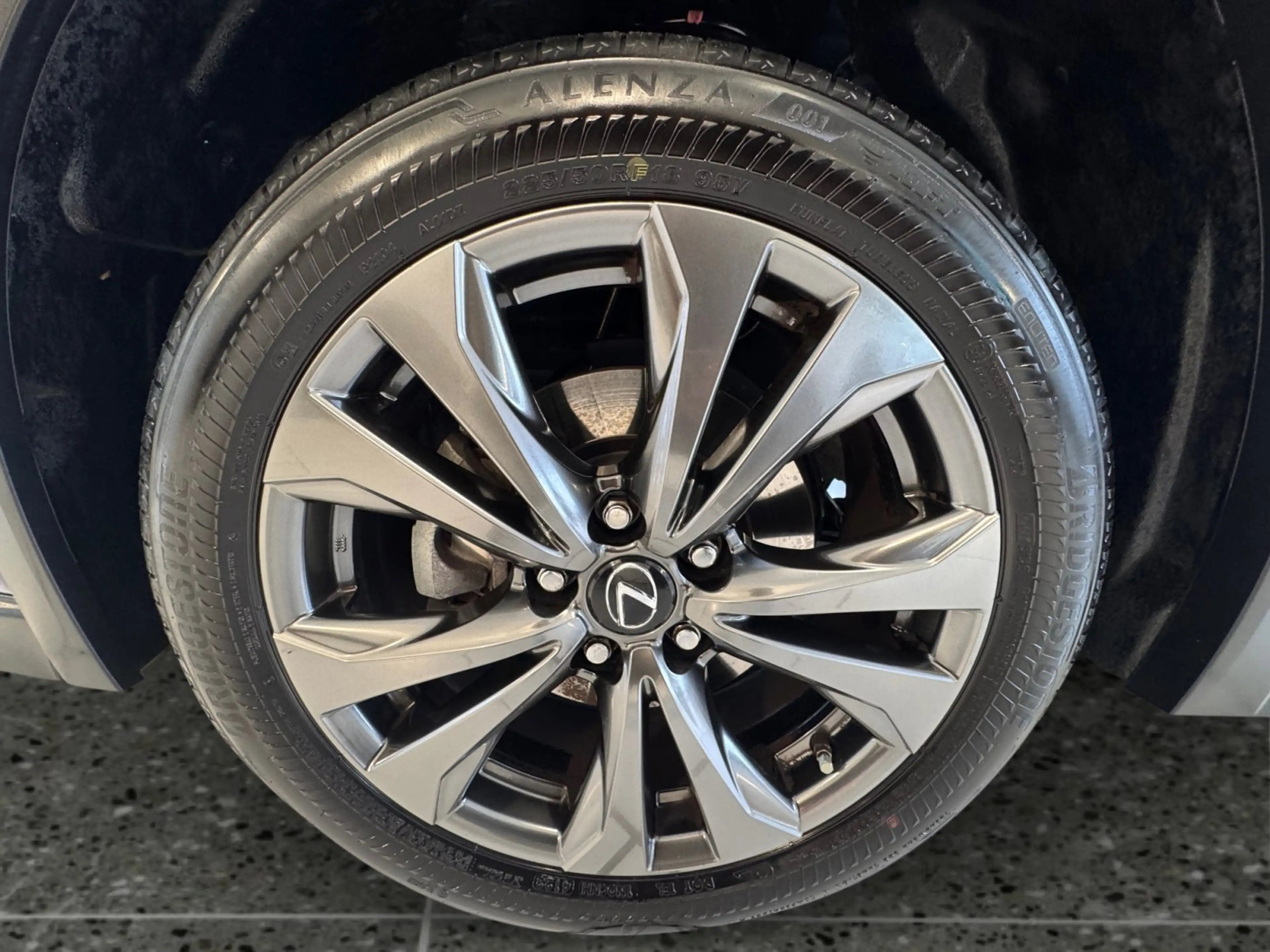 Lexus UX 250h UX 250 h 250h F Sport Design AUT+Kamera+ACC+SHZ — photo 10
