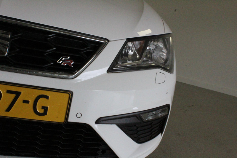 SEAT Leon 1.5 TSI FR Business Intense | NL-AUTO+N.A.P | SFEE — photo 4