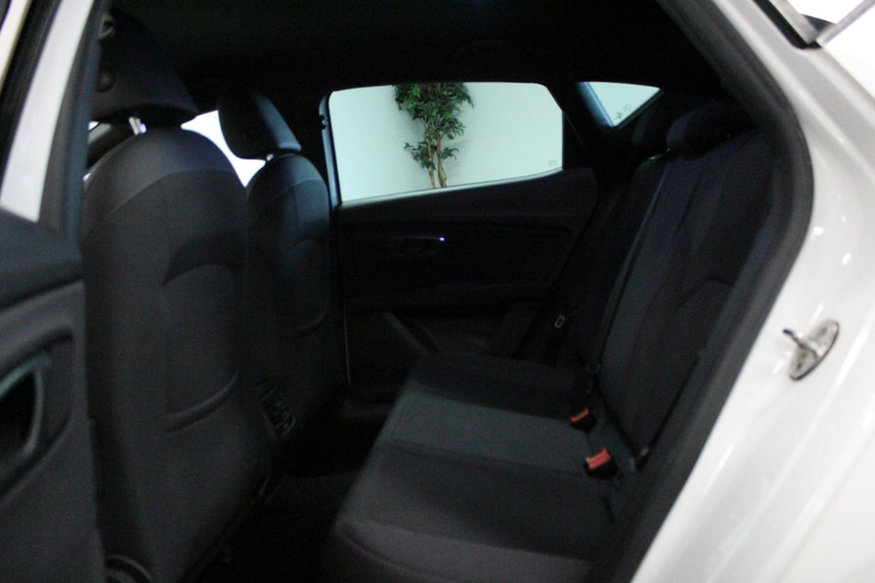 SEAT Leon 1.5 TSI FR Business Intense | NL-AUTO+N.A.P | SFEE — photo 12