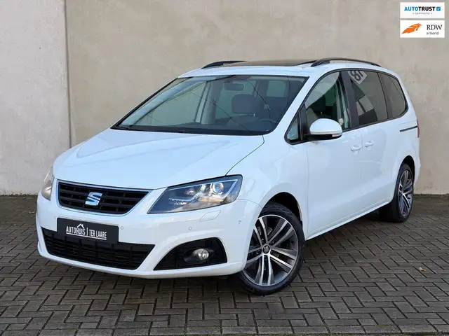SEAT Alhambra 2.0 TSI 7P Carplay Pano DSG 220PK Facelift Trekhaa