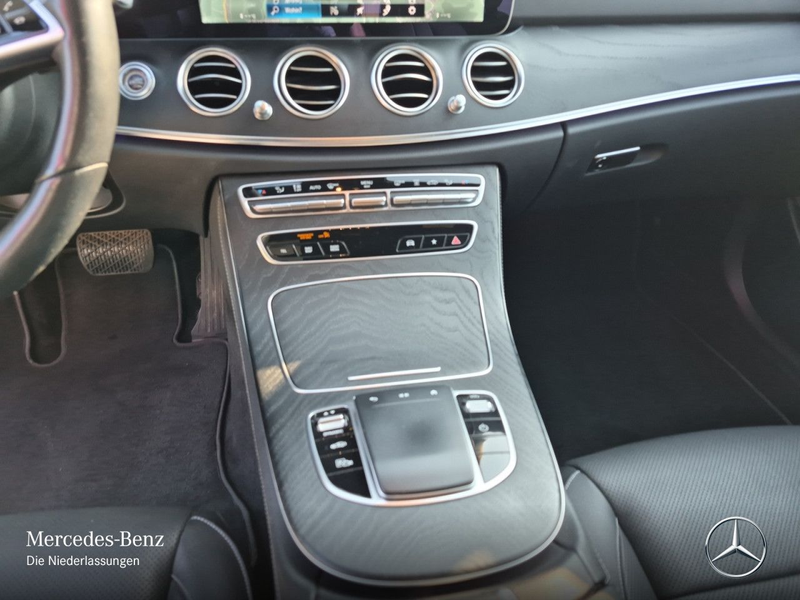 Mercedes-Benz E 300 e EXCLUSIVE+360+LED+FAHRASS+HUD+SITZKLIMA+TV — photo 15