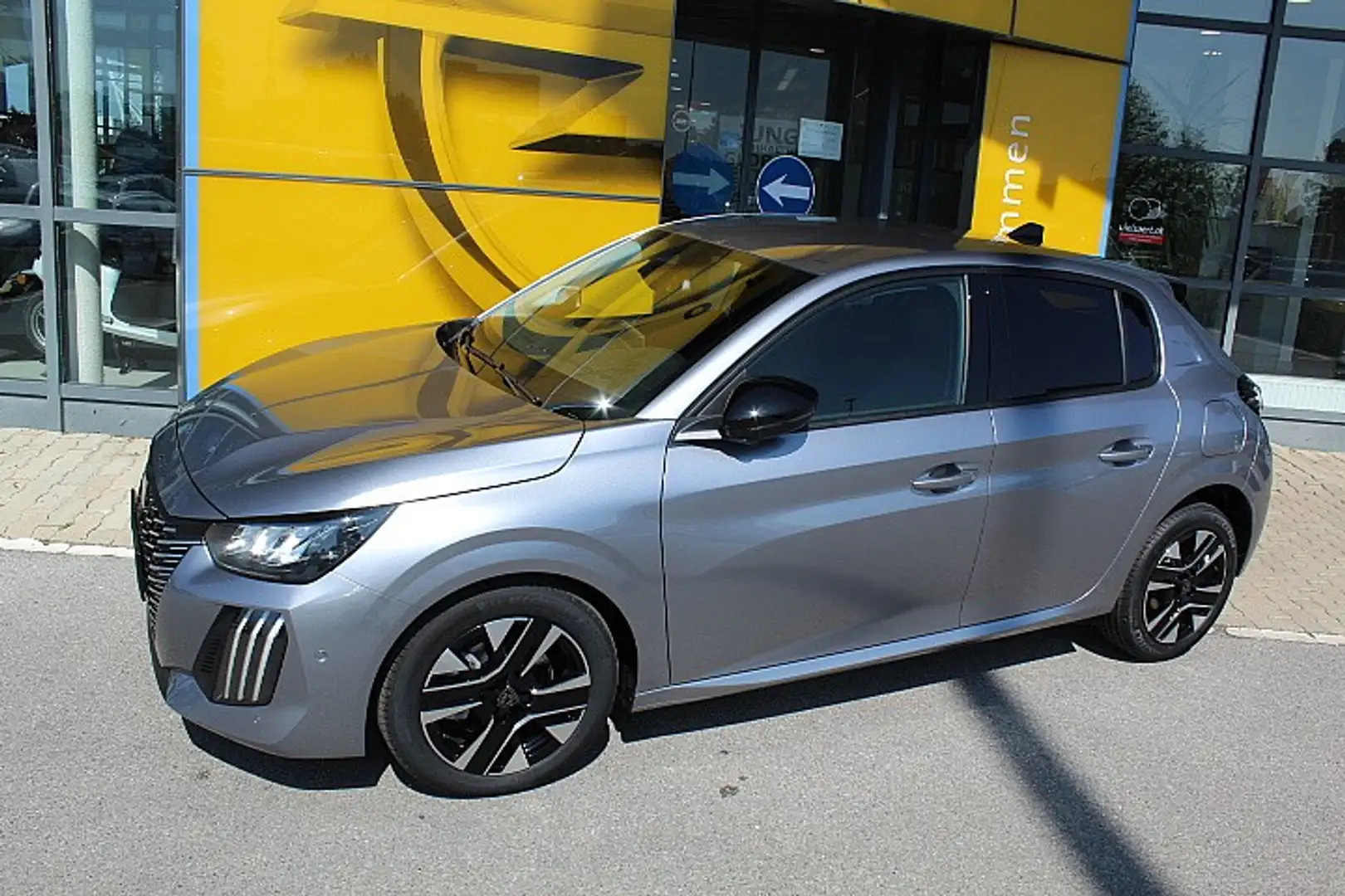 Peugeot 208 PureTech 100 S&S Allure Grau - 2