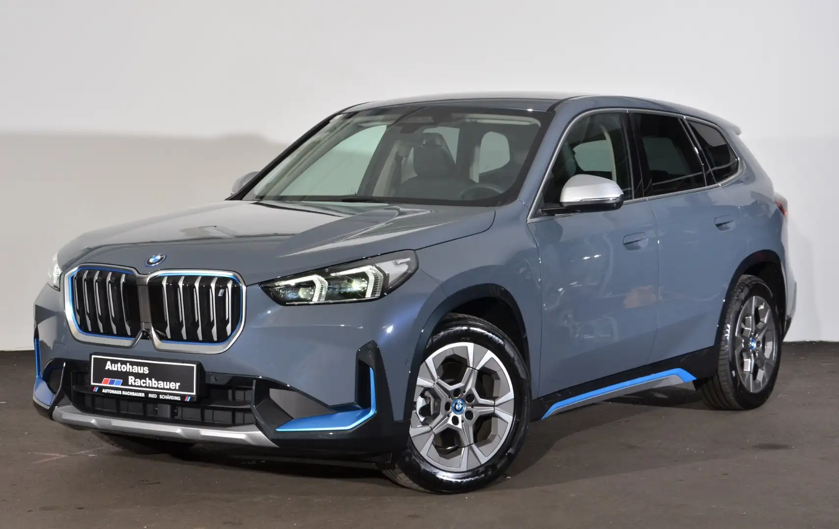 BMW iX1 iX1 xDrive30 Gris - 1