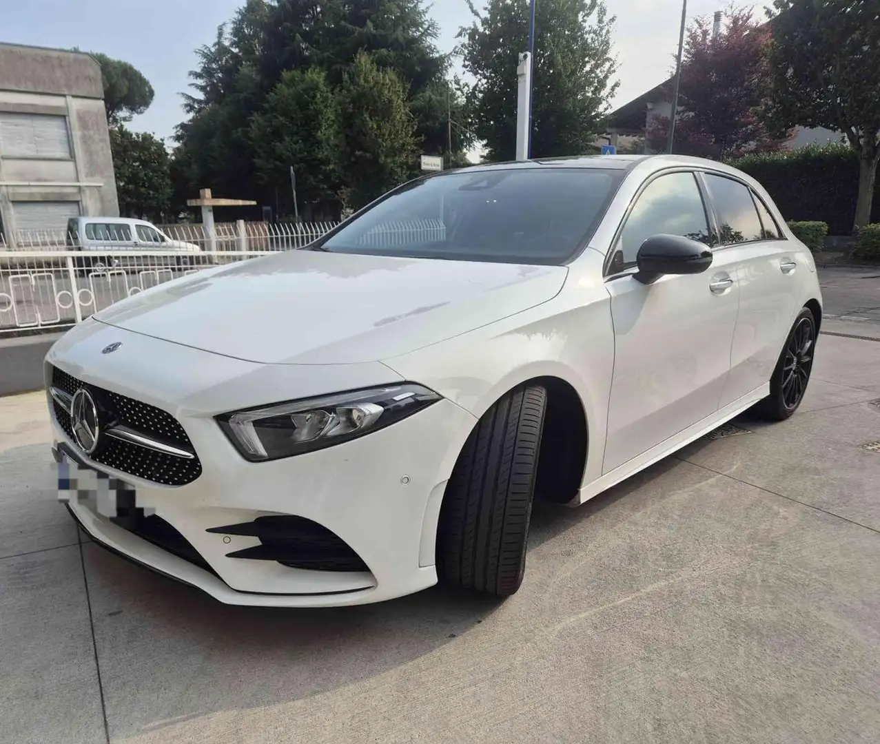 Mercedes-Benz A 250 Automatic Premium 224 cv *tetto panoramico Bianco - 2