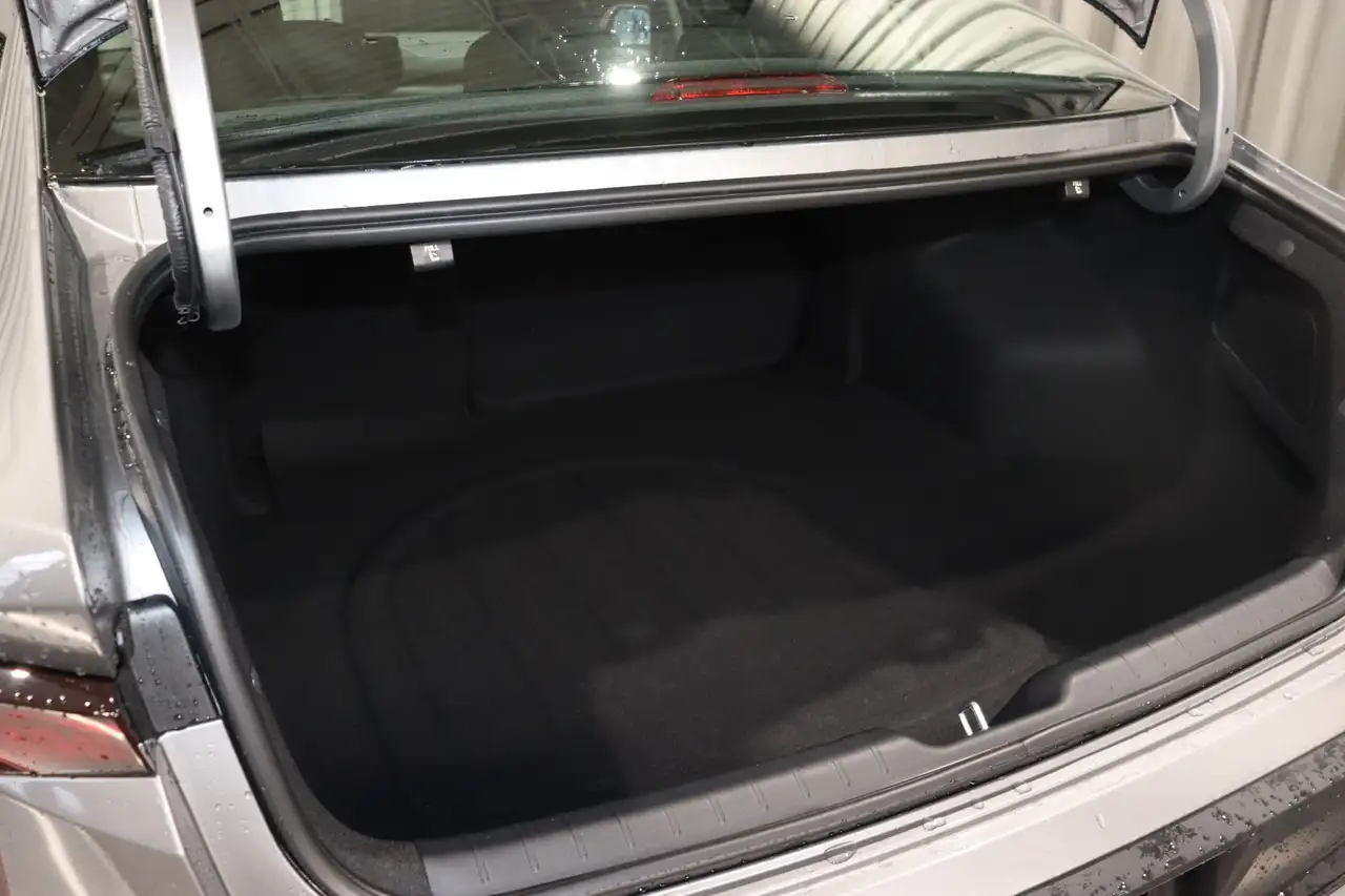 Kia K4 photo Kia K4
