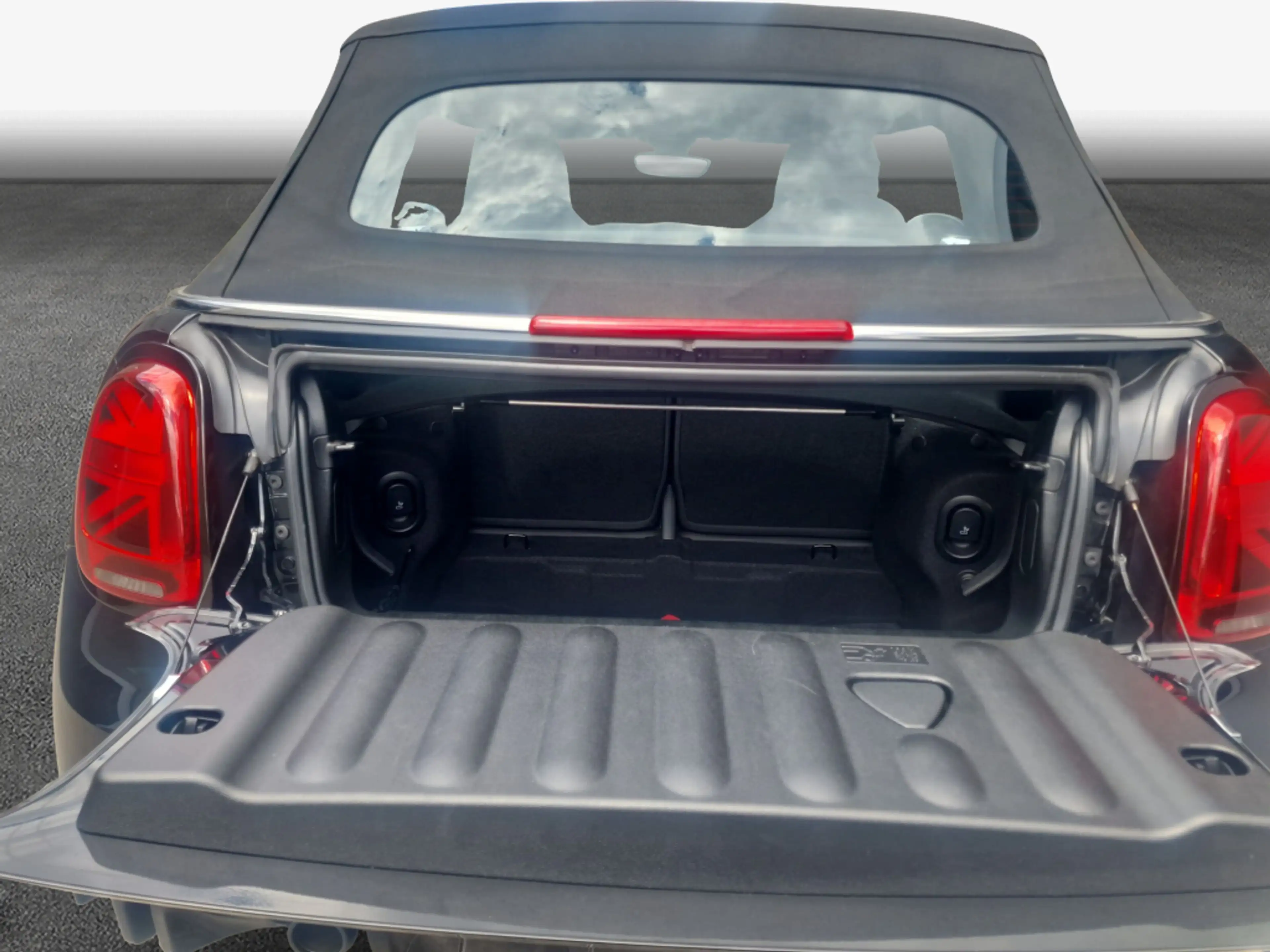 MINI Cooper Cabrio Cooper Cabrio Aut. JCW Trim LED Navi Lenkradhzg — photo 8