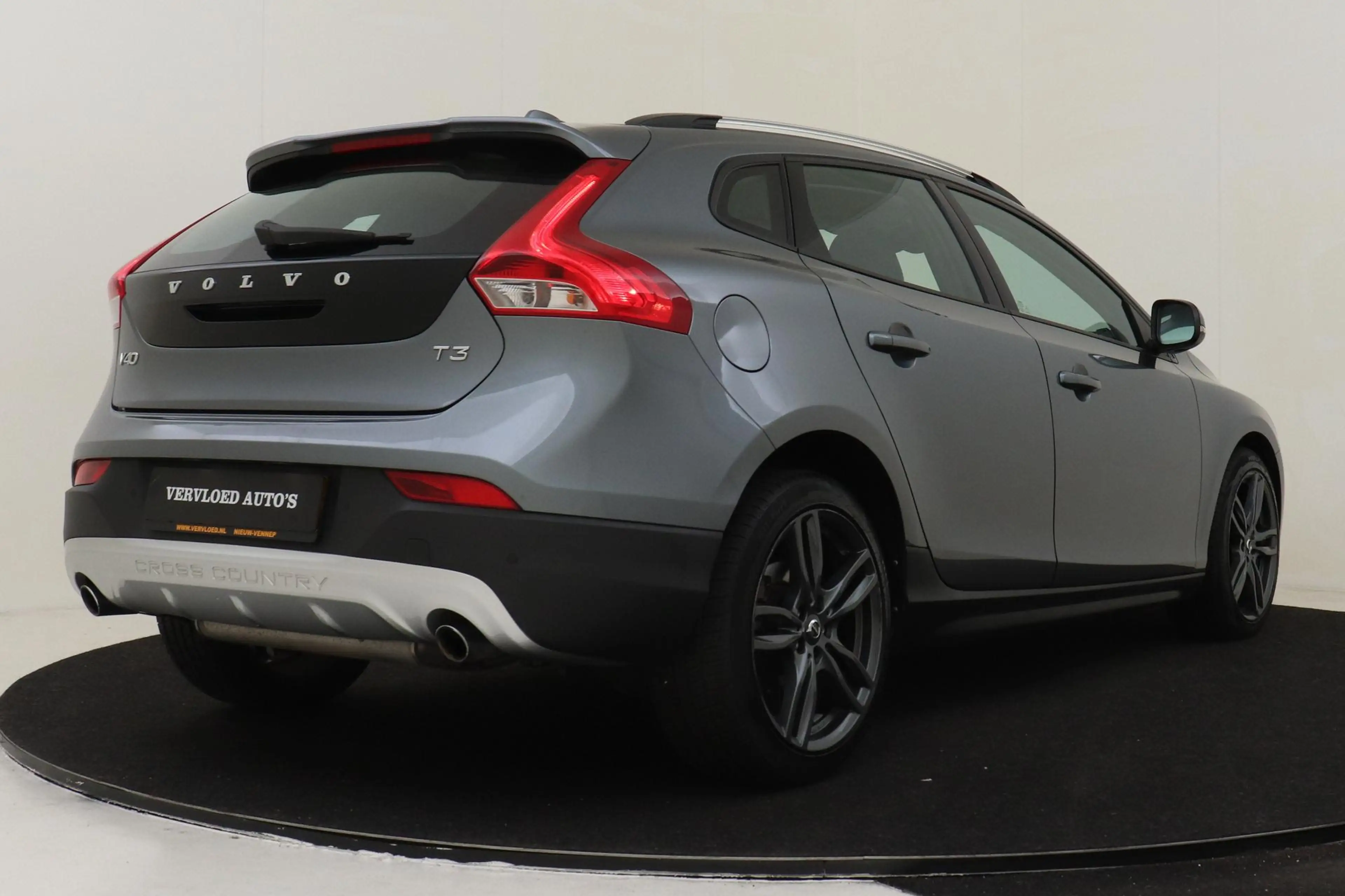 Volvo V40 Cross Country T3 AUT. NORDIC+ -CRUISE|STOELVERW.|STANDKACHEL|NAV — photo 3