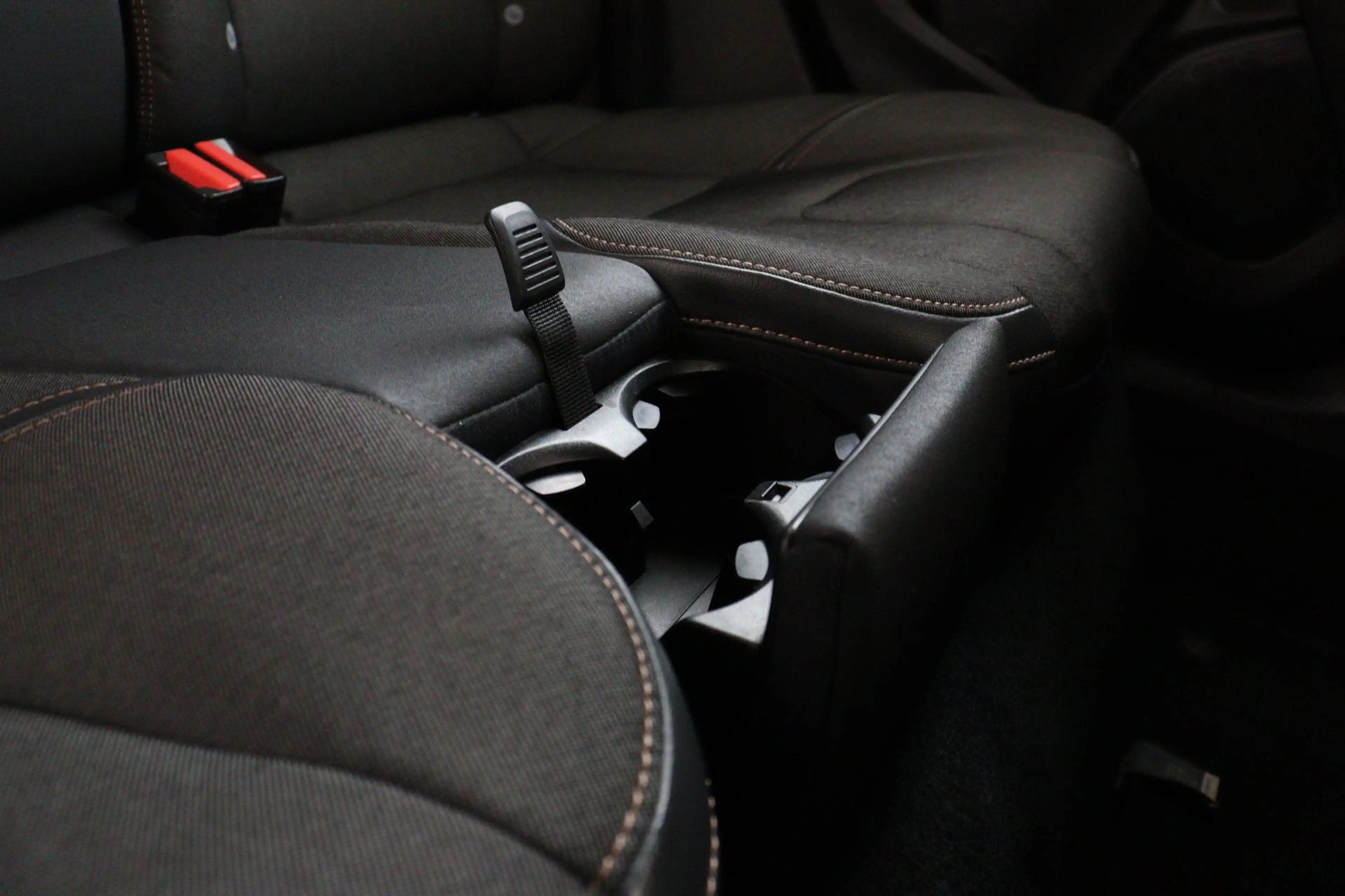 Volvo V40 Cross Country T3 AUT. NORDIC+ -CRUISE|STOELVERW.|STANDKACHEL|NAV — photo 14