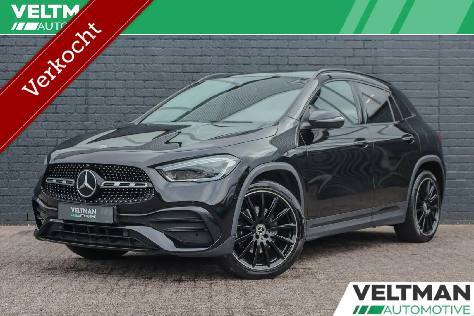 Mercedes-Benz GLA 250 e AMG Line PANORAMADAK MEMORY TREKHAAK BURMESTER Zwart - 1