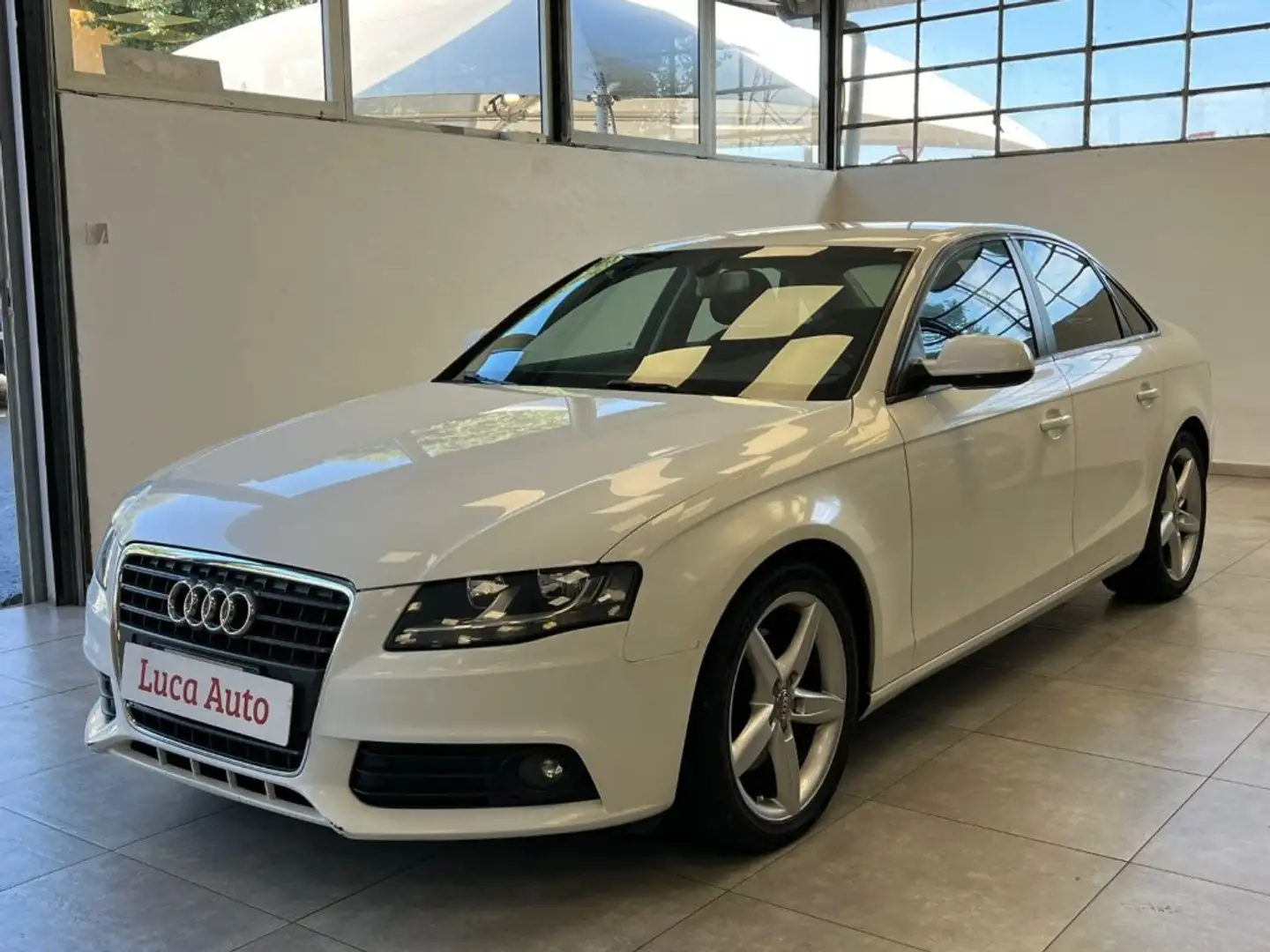 Audi A4 2.0TDI 140cv *DISTRIB.ESEGUITA* Bianco - 1