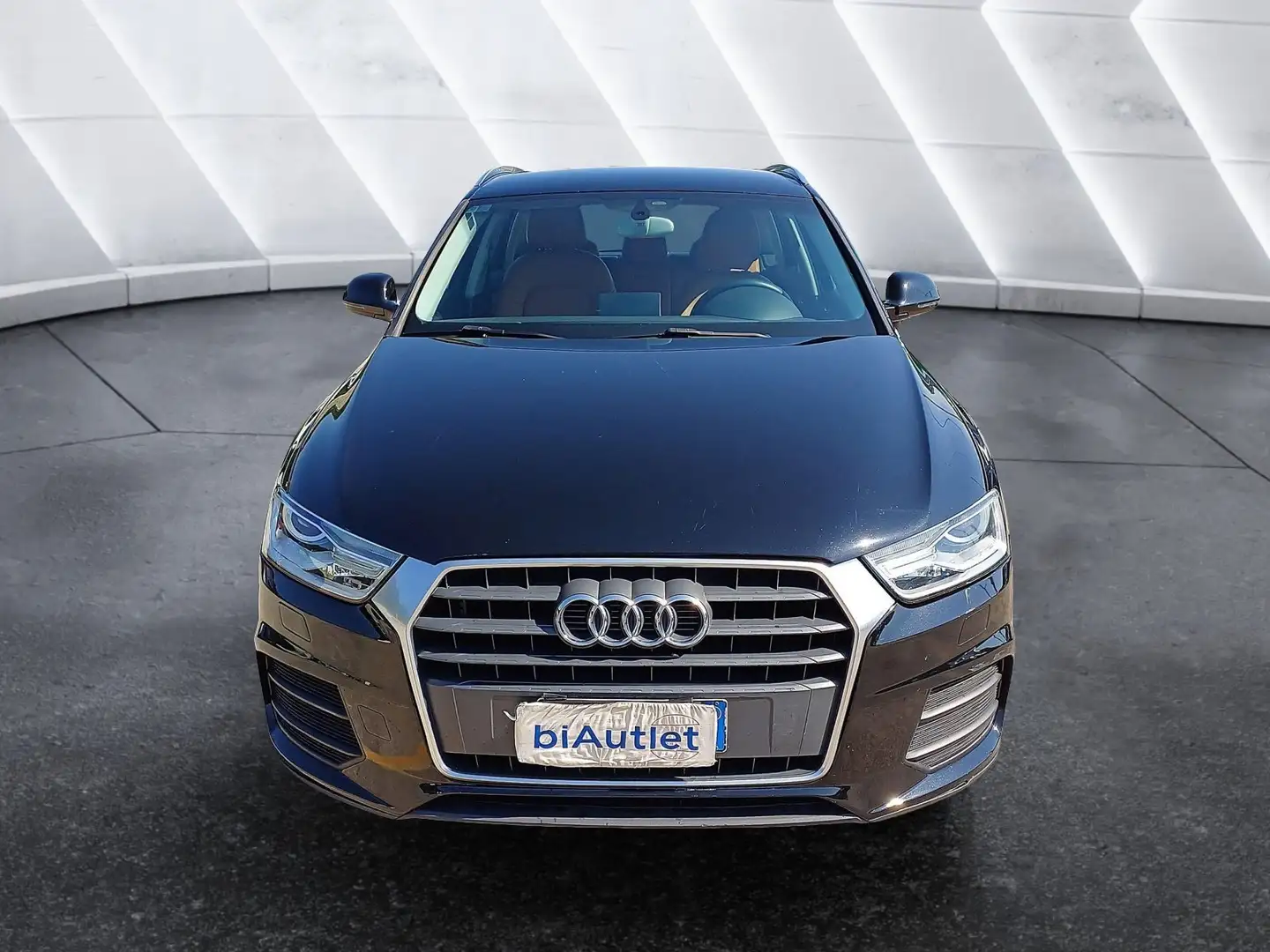 Audi Q3 2.0 tdi Business 150cv Nero - 2