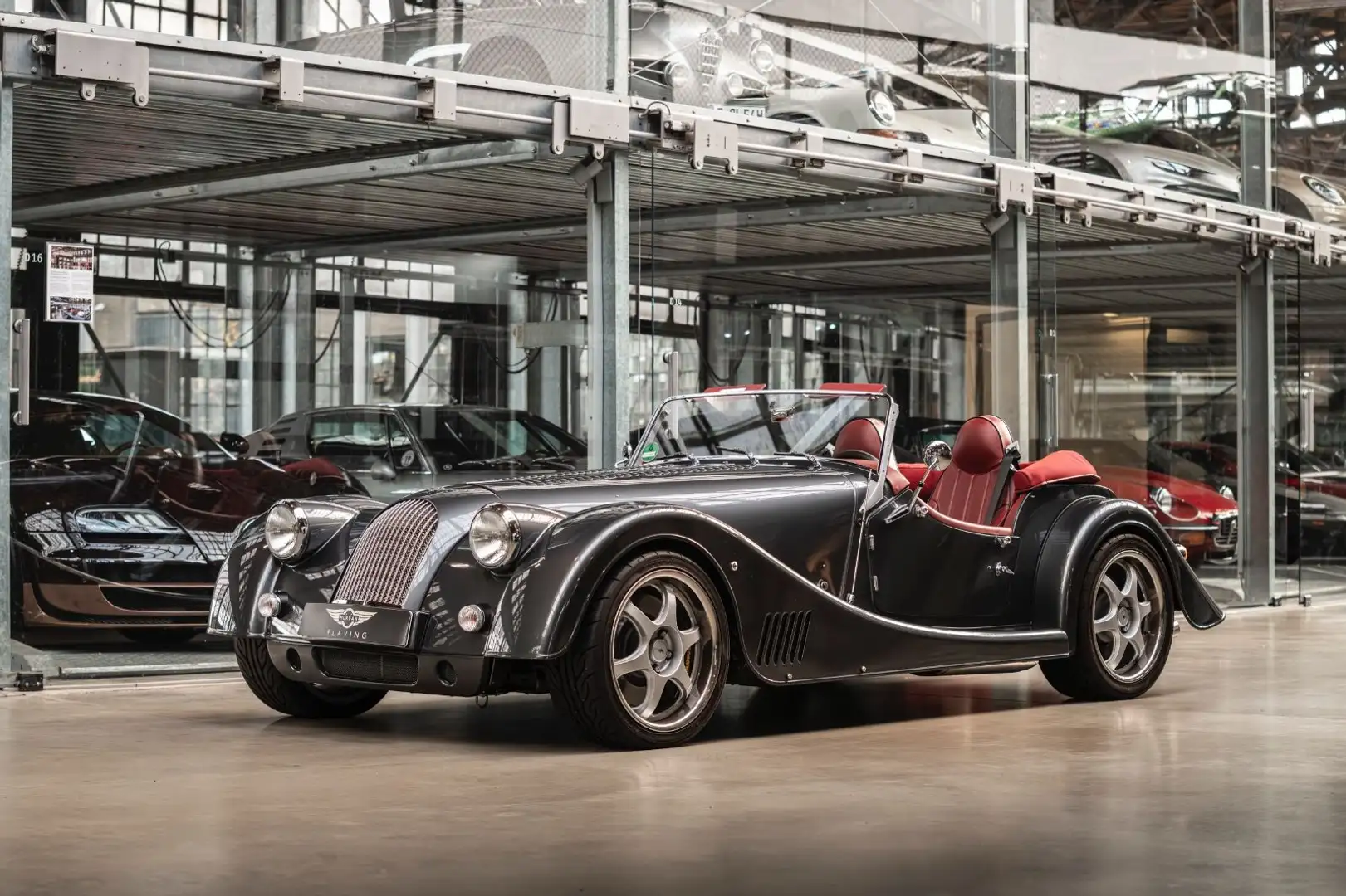 Morgan Plus 8 4.8 - Handschalter - 1. Hd - SHZ - Klima Grigio - 1