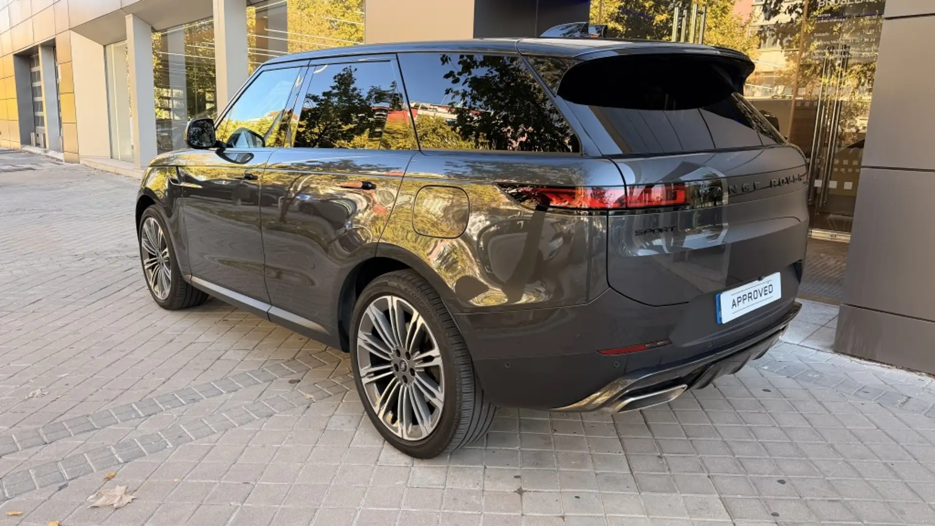 Land Rover Range Rover Sport 3.0 i6 PHEV SE 460 Gris - 2