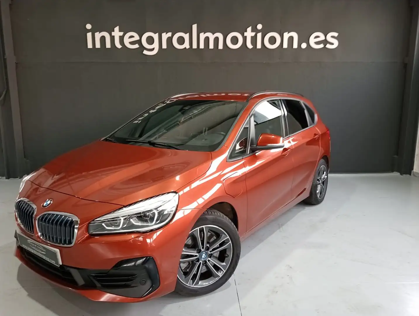 BMW 225 Active Tourer 225xe iPerformance Naranja - 1