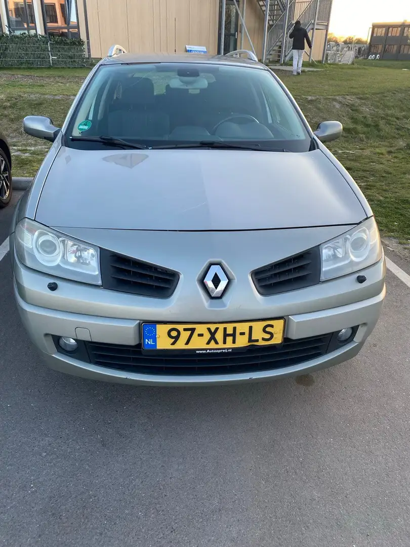 Renault Megane Renault Megane 1.6 16V 82KW Grand Tour 2007 Grijs Grijs - 1
