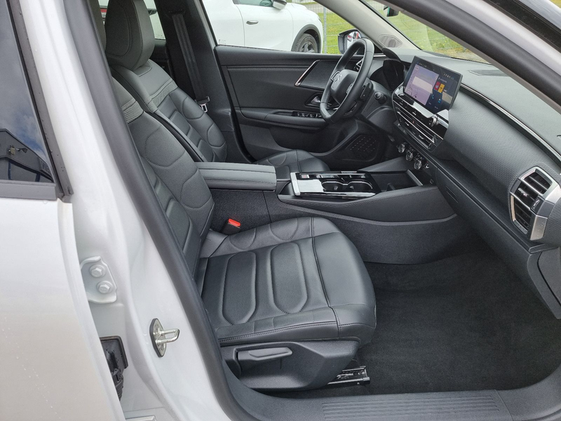 Citroen C5 X Plus PureTech130 EAT8 -- SHZ-LHZ-CAM-HEADUP — photo 15