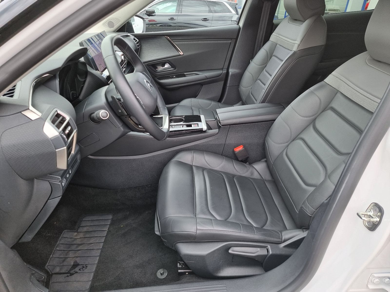 Citroen C5 X Plus PureTech130 EAT8 -- SHZ-LHZ-CAM-HEADUP — photo 11