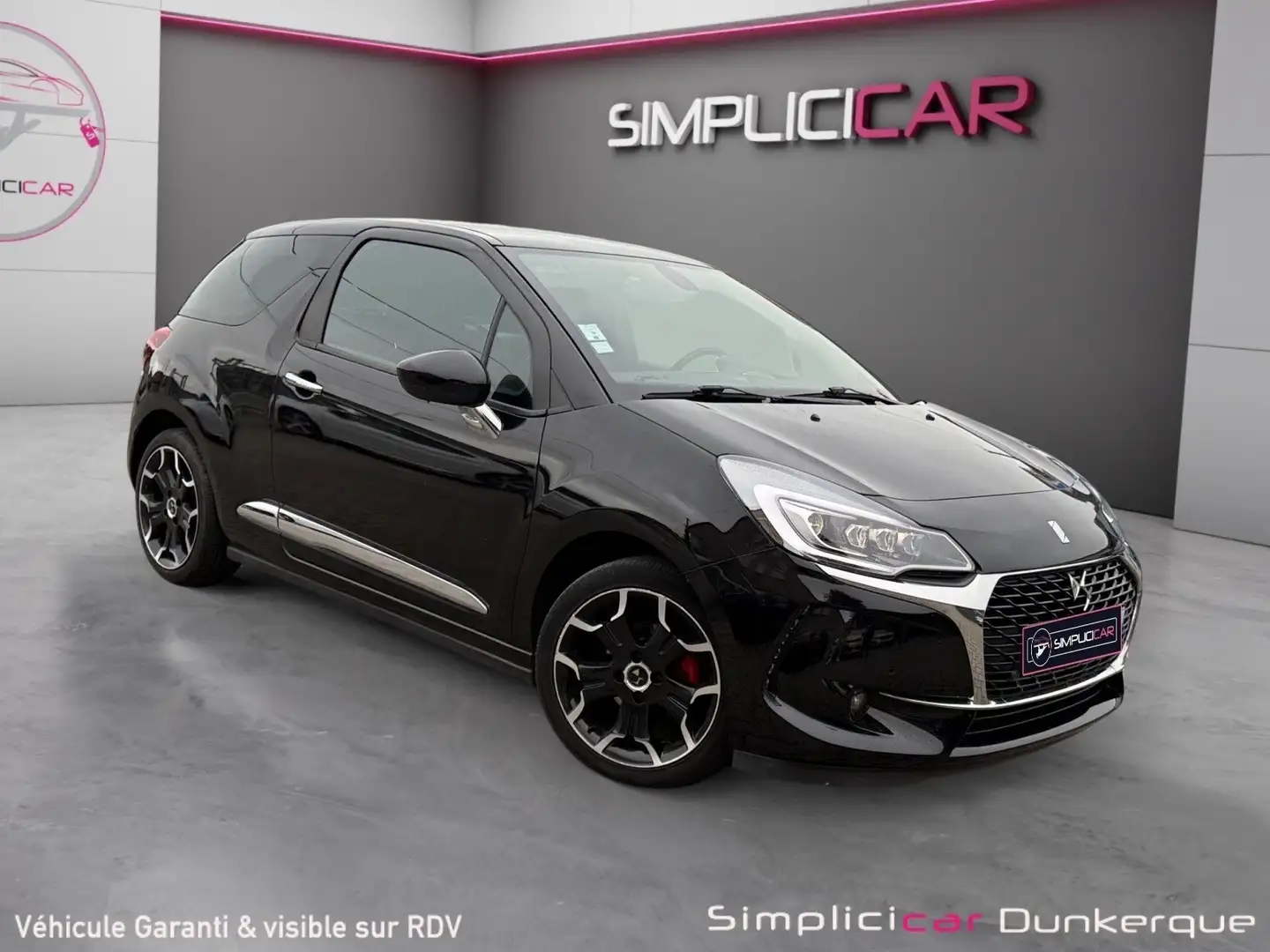 DS Automobiles DS 3 Connected Chic Noir - 1