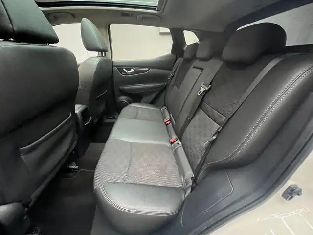 Nissan Qashqai view 23