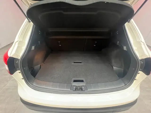 Nissan Qashqai view 24