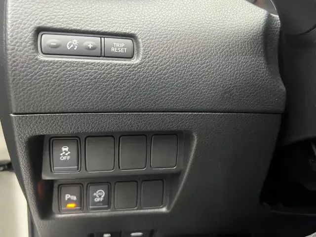 Nissan Qashqai view 18