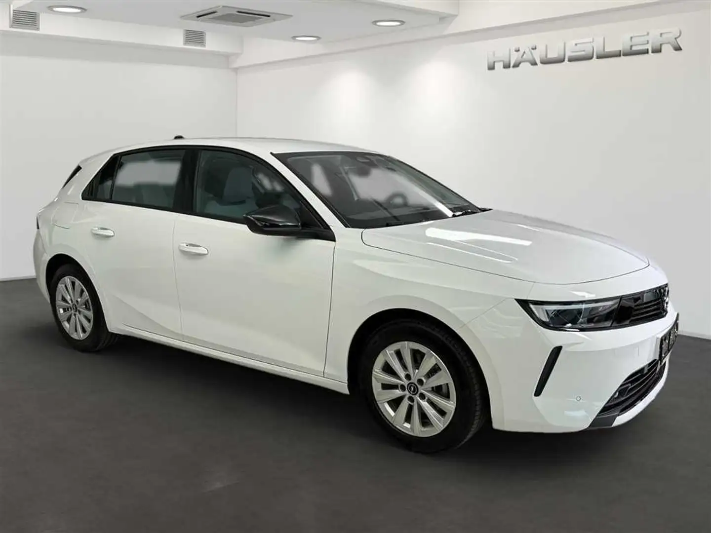 Opel Astra 5-Türer Enjoy 130 PS/PDC/KLA/KAMERA #33 Weiß - 2