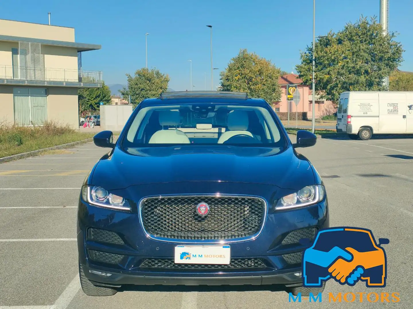Jaguar F-Pace 2.0 D 240 CV AWD aut. Portfolio Bleu - 2