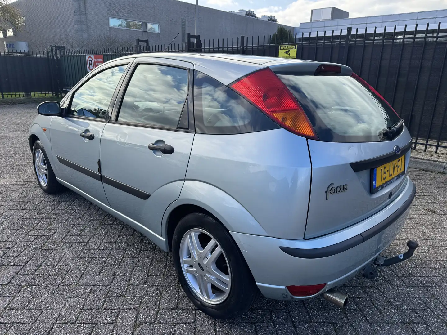Ford Focus 1.6-16V Collection 5 Drs Clima/LMV/Trekh Groen - 2