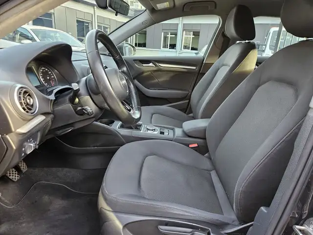 Audi A3 view 7