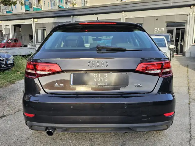 Audi A3 view 4