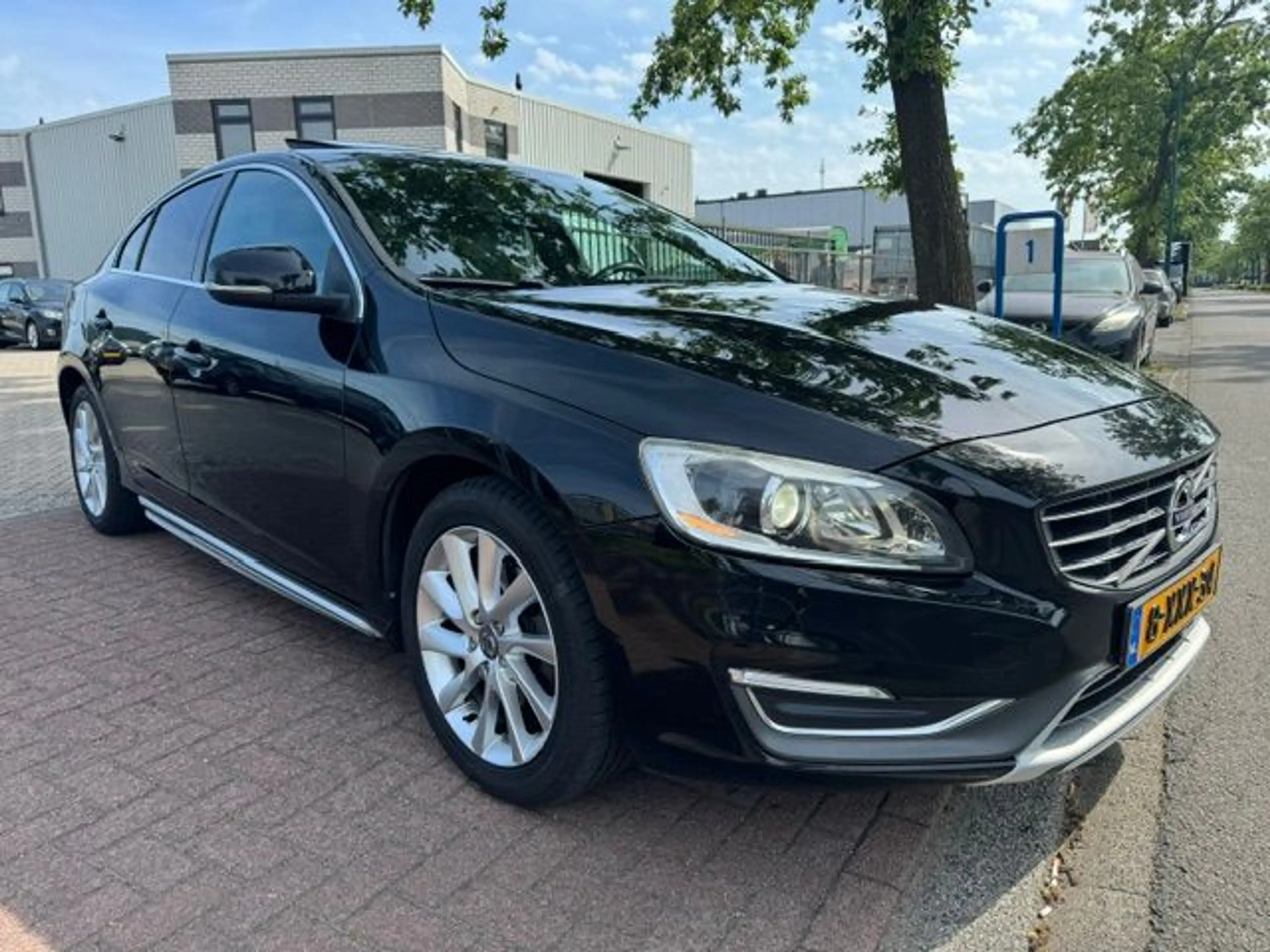Volvo S60 1.6 T3 Summum Airco/ECC,Zwart Leder,Schuif/Kanteld