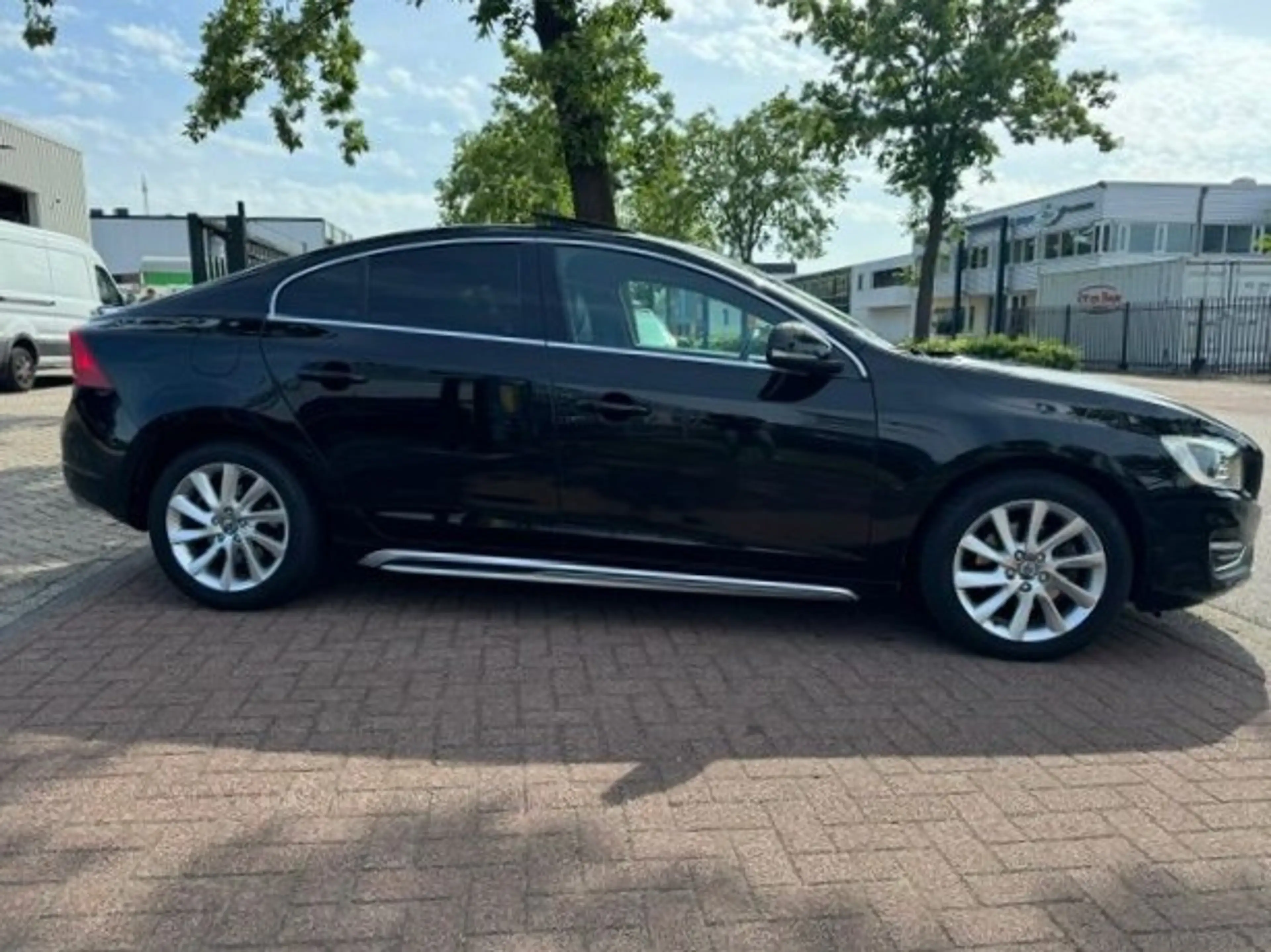 Volvo S60 1.6 T3 Summum Airco/ECC,Zwart Leder,Schuif/Kanteld — photo 4