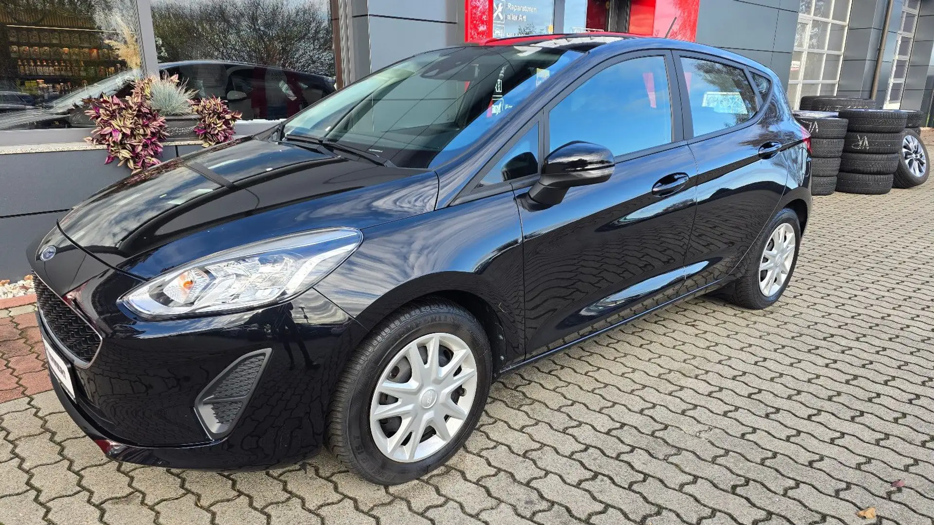 Ford Fiesta Cool & Connect*Sitzh*Lenkradh*Klima*PDC Schwarz - 2