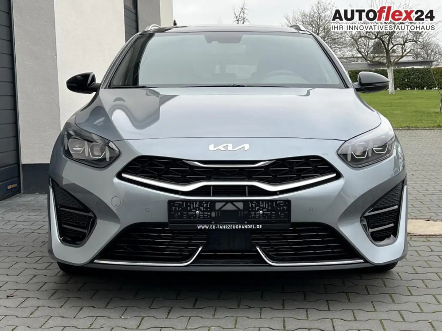 Kia Ceed SW / cee'd SW Sportswagon GT-PlusLine 1,5 T-GDi DCT7 103KW 10... Grün - 1