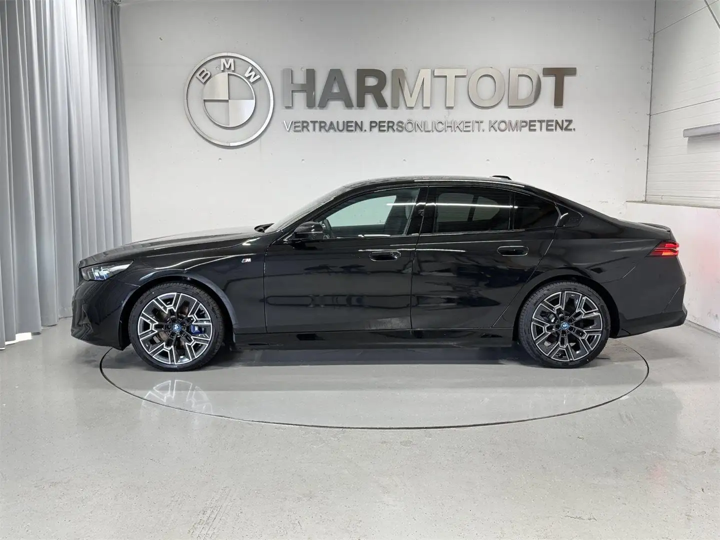 BMW i5 eDrive40 Noir - 2