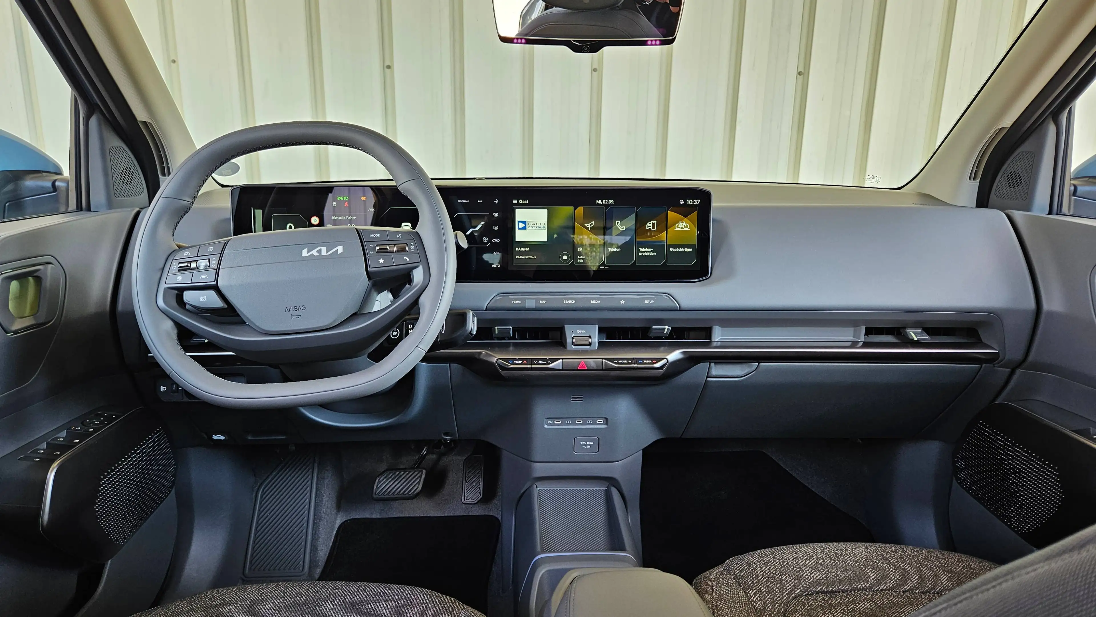 Kia EV2 61,0-kWh Air — photo 7